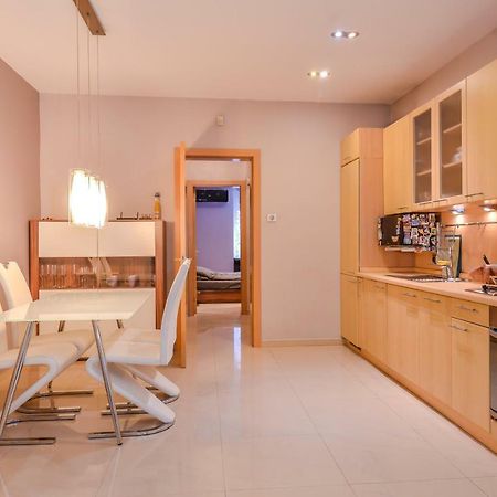 Extravaganzzo - Super Central One Bedroom Modern Apartment By Flat Mаnager Sofia Exterior foto