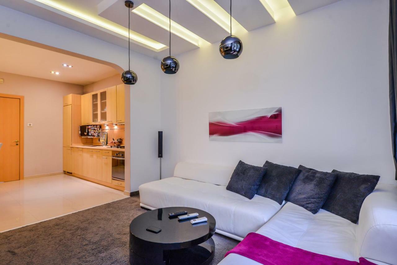 Extravaganzzo - Super Central One Bedroom Modern Apartment By Flat Mаnager Sofia Exterior foto
