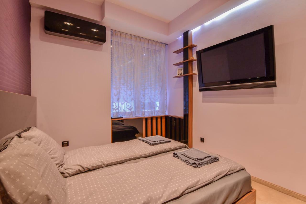 Extravaganzzo - Super Central One Bedroom Modern Apartment By Flat Mаnager Sofia Exterior foto